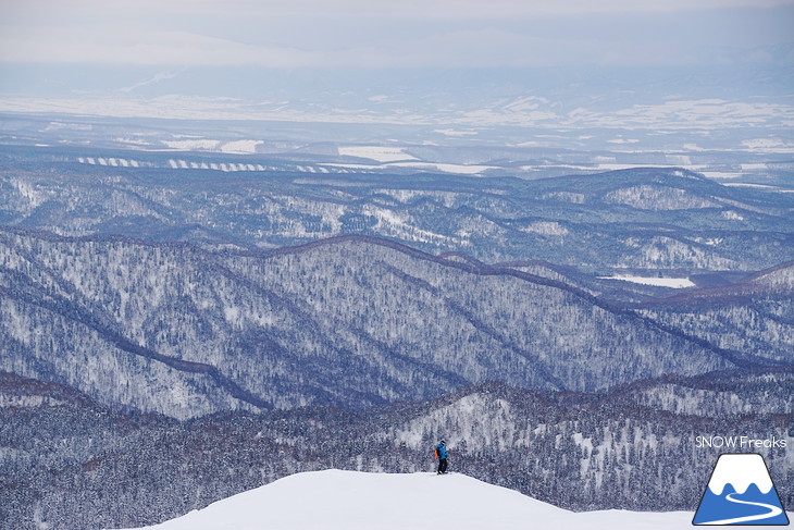 大雪山旭岳ロープウェイ 北海道最高峰でパウダーライド！